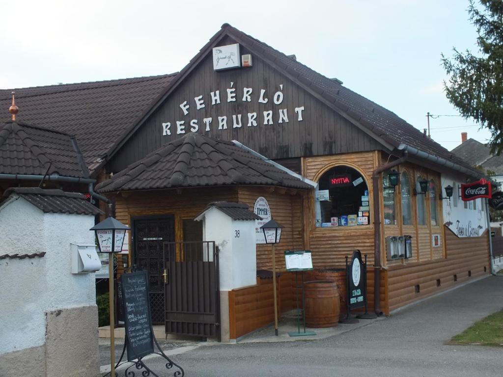 Feherlo Vendeghaz & Restaurant Бік Екстер'єр фото